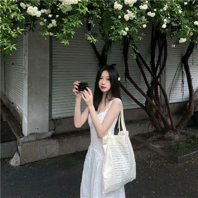 灵欲相通姊妹花